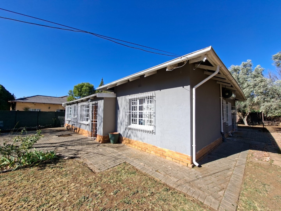 6 Bedroom Property for Sale in Park West Free State